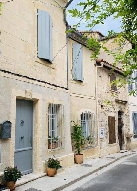 L'Oustaou D'Arles Villa ภายนอก รูปภาพ