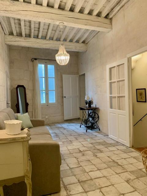 L'Oustaou D'Arles Villa ภายนอก รูปภาพ